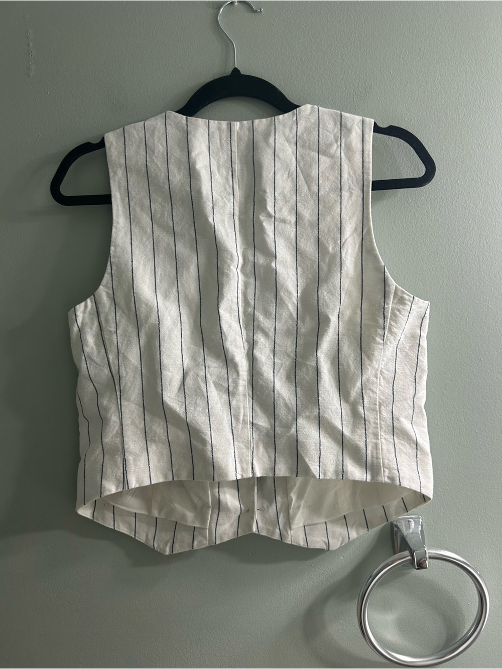 Gap linen-blend co-ord set pinstripe vest and matching wide-leg trousers - Picture 6 of 14